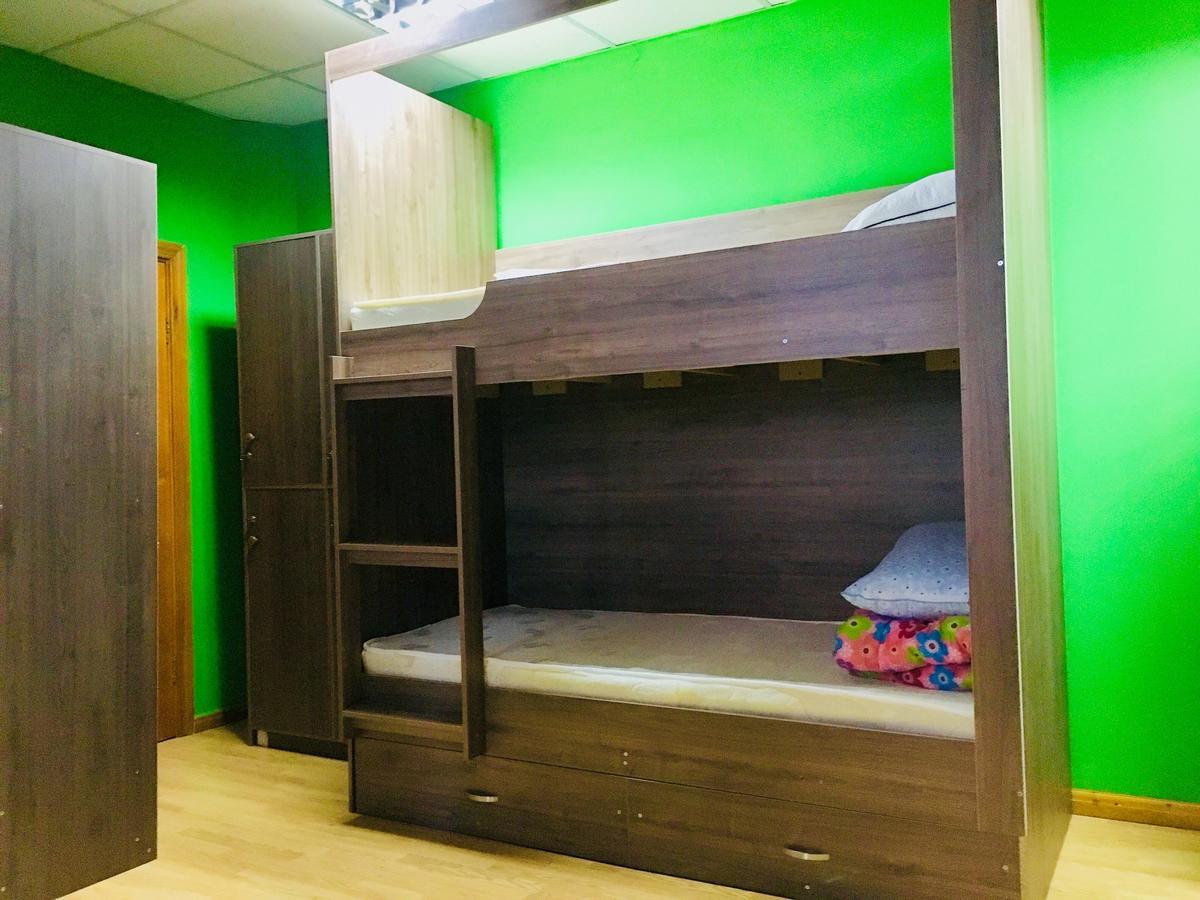 Apelsin Hostel Almaty Eksteriør billede