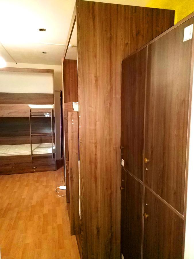 Apelsin Hostel Almaty Eksteriør billede