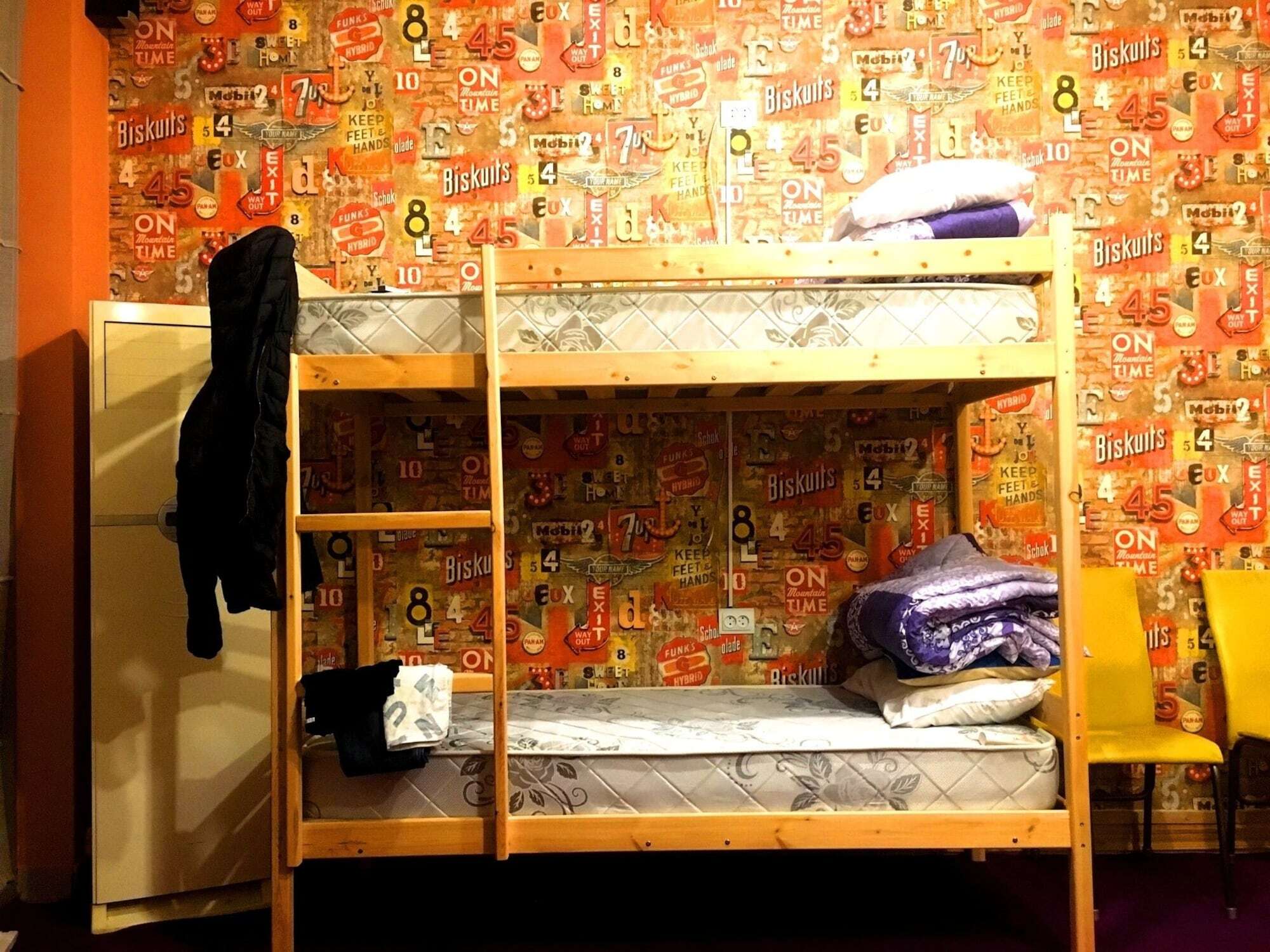 Apelsin Hostel Almaty Eksteriør billede